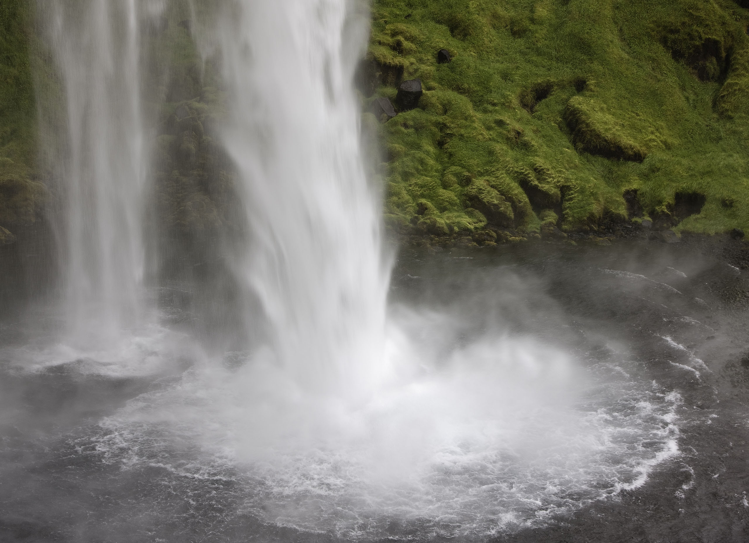Waterdrop, Iceland 2009